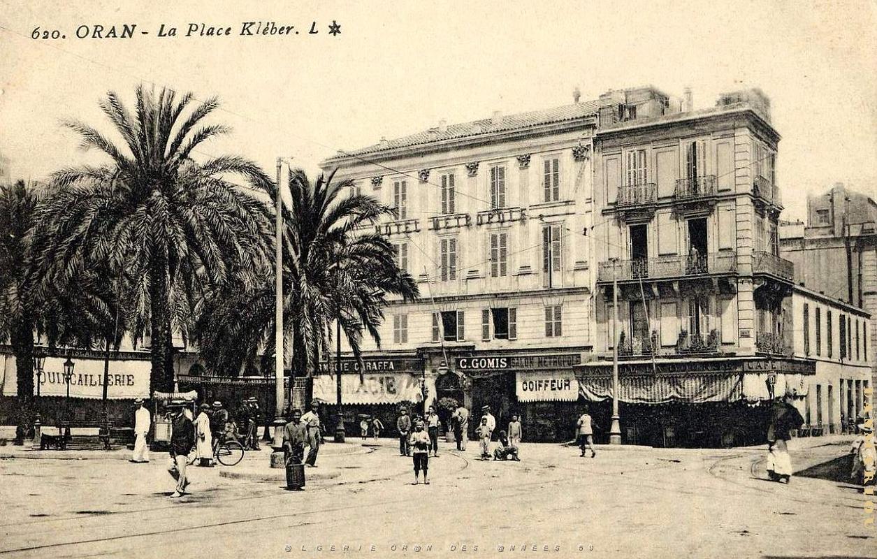MH a- 028- Place Kleber.JPG